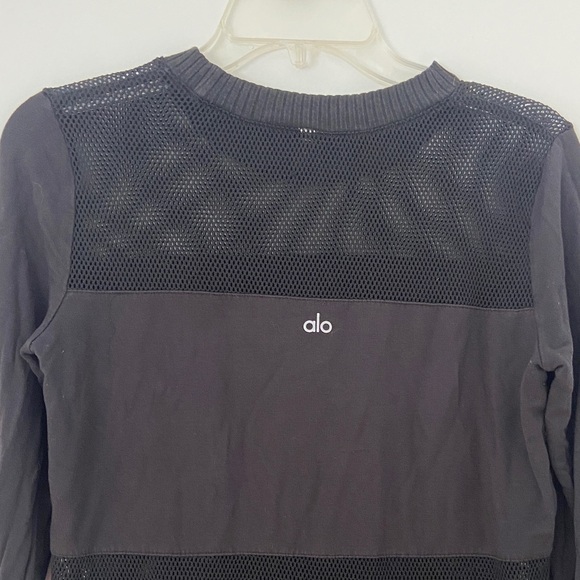 Alo Yoga Plank Long Sleeve Mesh Panel Top in black - Picture 7 of 10